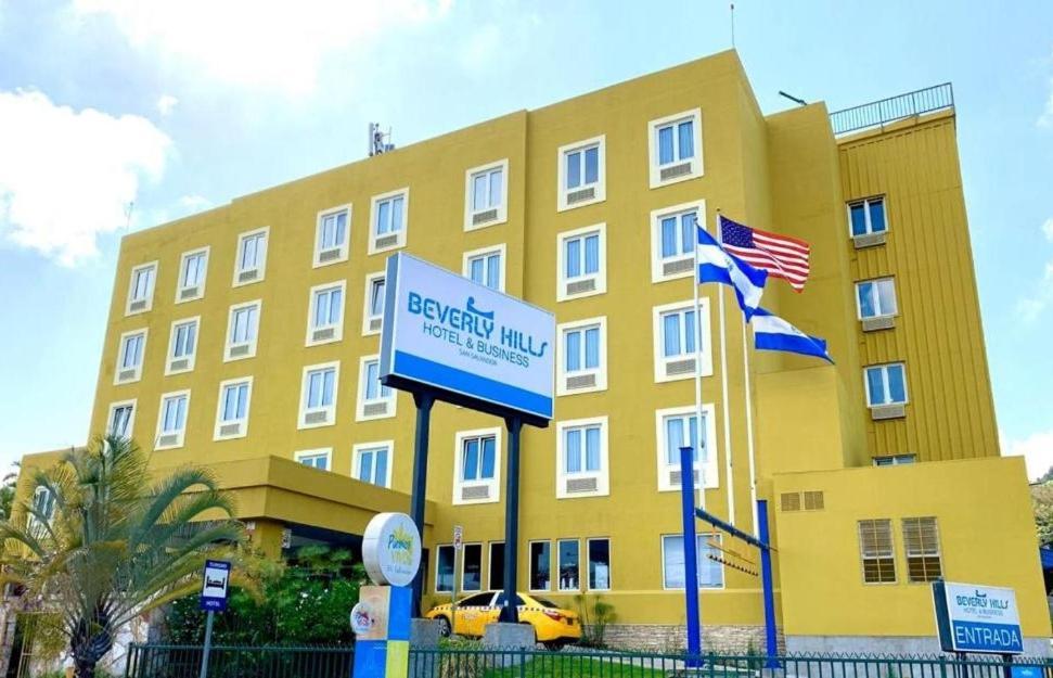 Beverly Hills: Hotel And Business Nuevo Cuscatlan Экстерьер фото